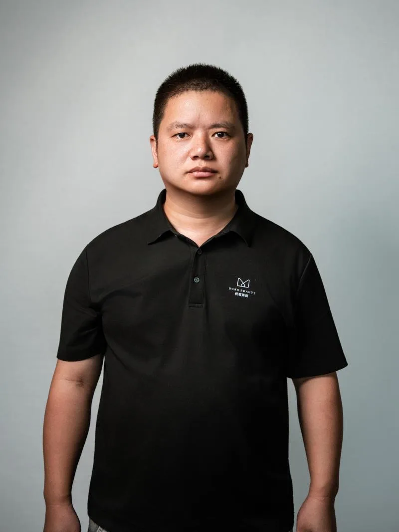 11 · 李超凡